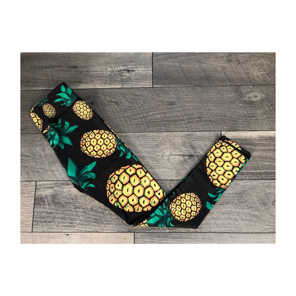 Yoga Pants: Pineapple Print